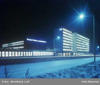 Standard telefon-og kabelfabrikk 1976 natt